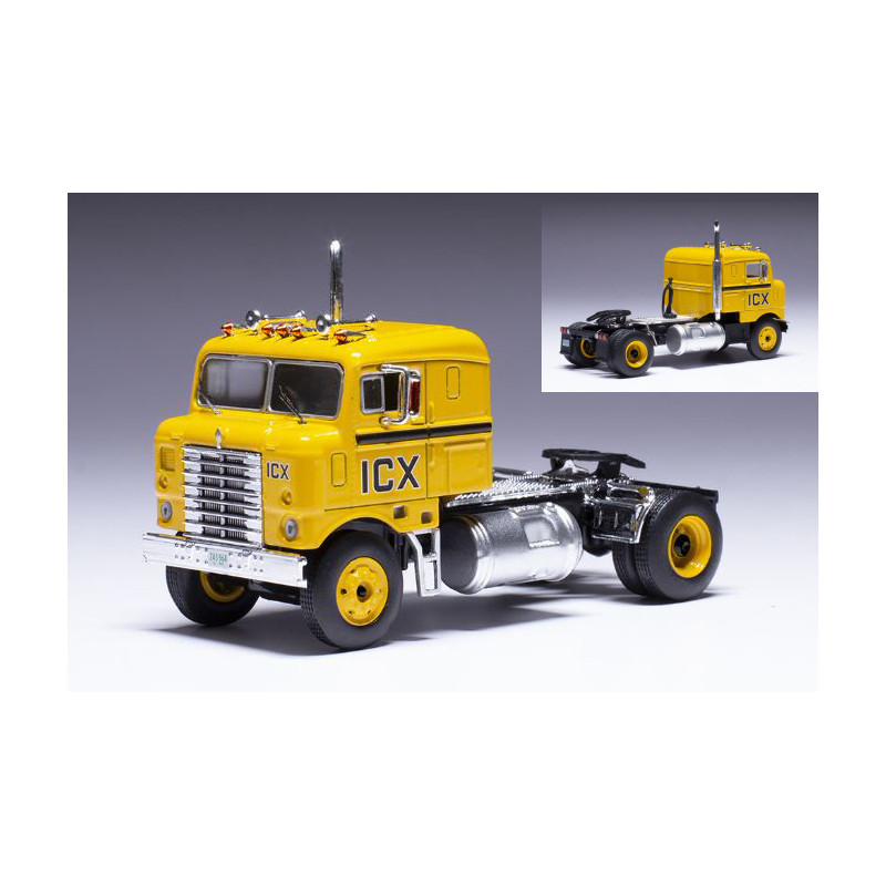 1:64 Ixo Model Kenworth Bullnose 1950 Giallo