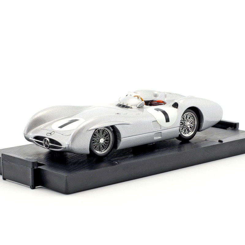 1:43 Brumm Mercedes W 196 J.m.fangio 1954 N1 4th Gr.britain GP World Champion