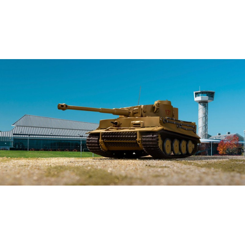 1:50 Corgi Tiger 131 Restorosso AND Operated BY THE Tank Museum Bovington