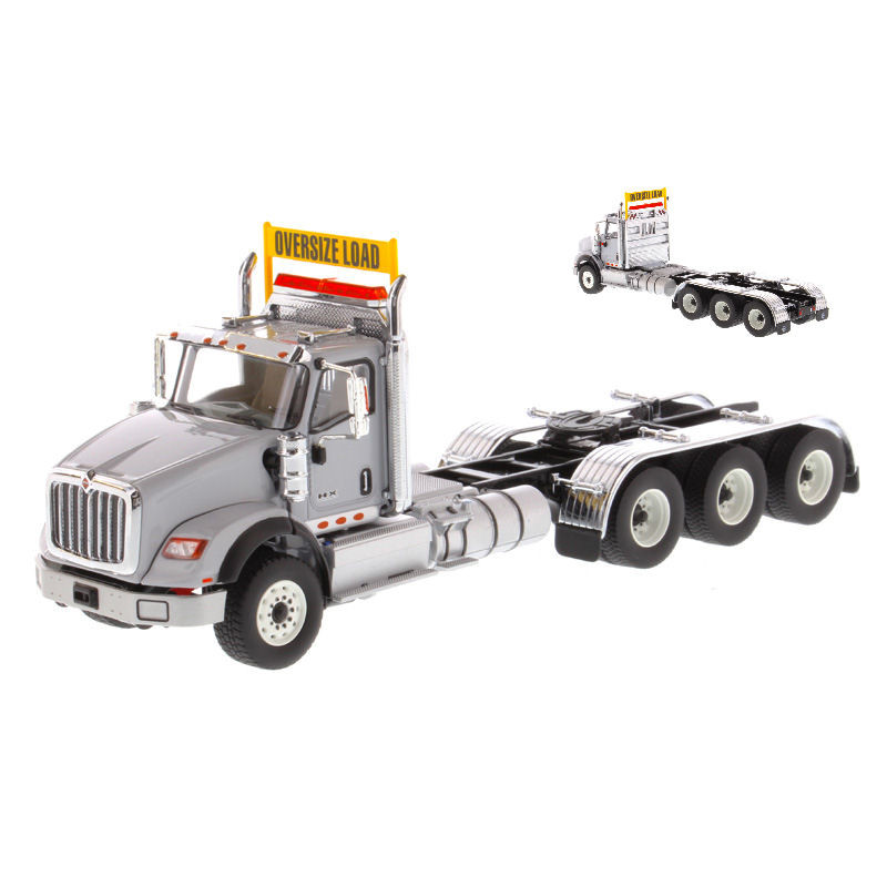 1:50 Diecast Master HX620 Tridem Tractor Grigio