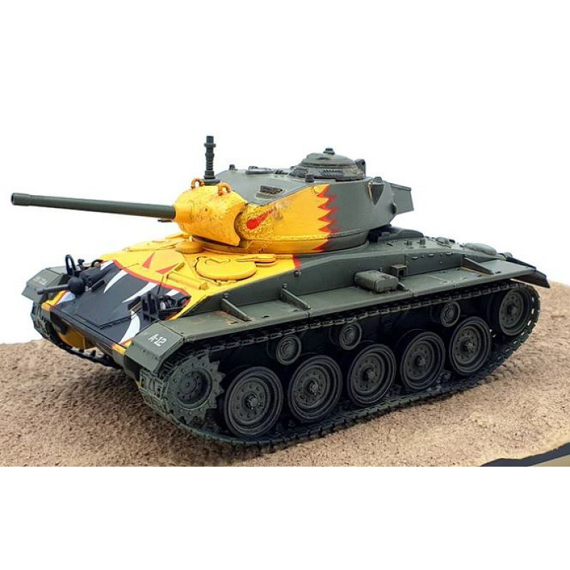 1:32 Forces of Valor Tank M24 1945 US Chaffee Medium Company D.36