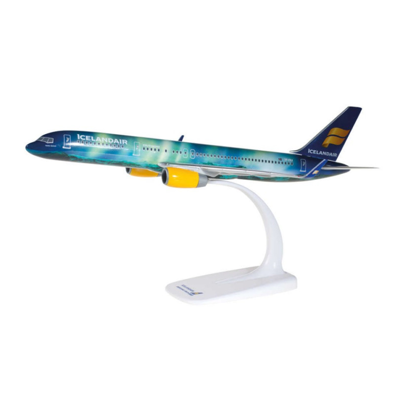 1:200 Herpa Boeing 757 200 Icelandair Hekla Aurora