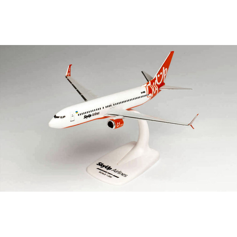 1:200 Herpa Boeing 737 800 Skyup Airlines