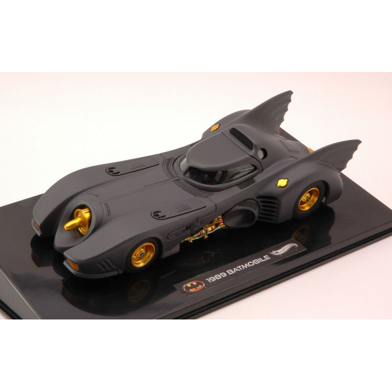 1:43 Hot Wheels Batmobile 1989