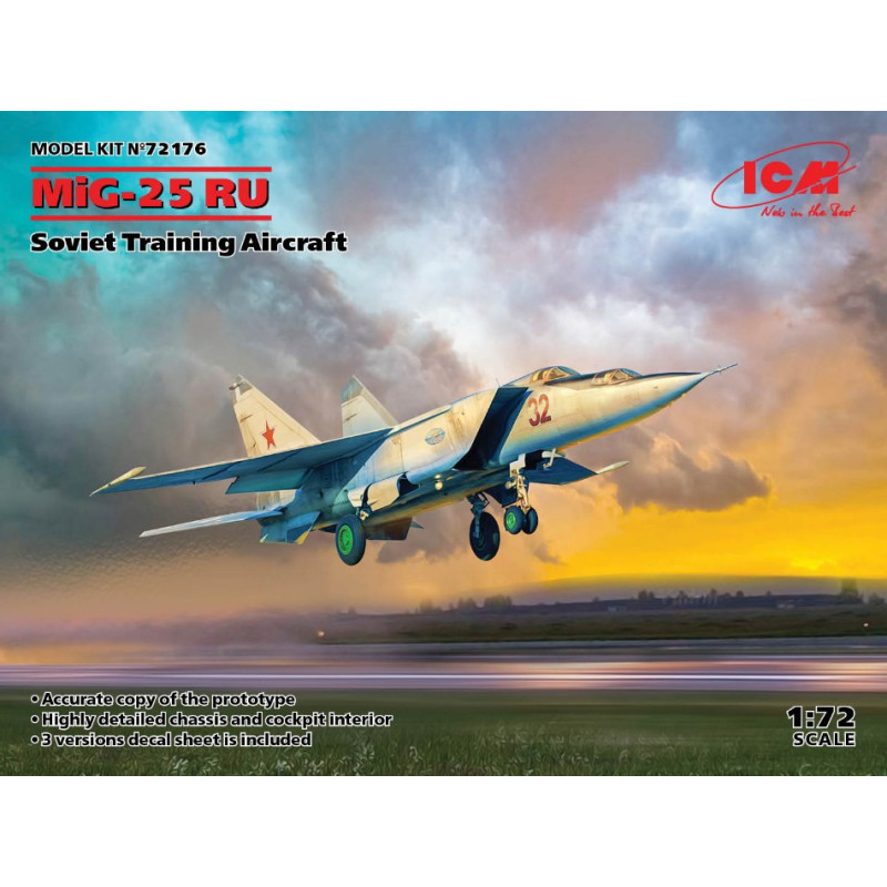 1:72 ICM MIG 25 RU Soviet Training Aircraft KIT