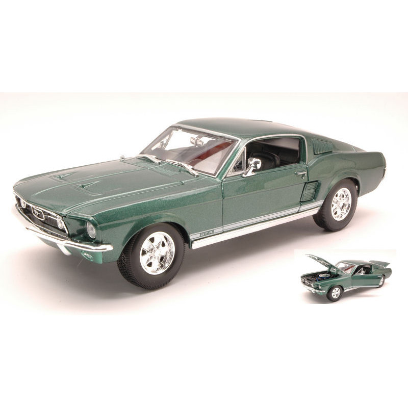 1:18 Maisto Ford Mustang GTA Fastback 1967 Verde Metallizzato