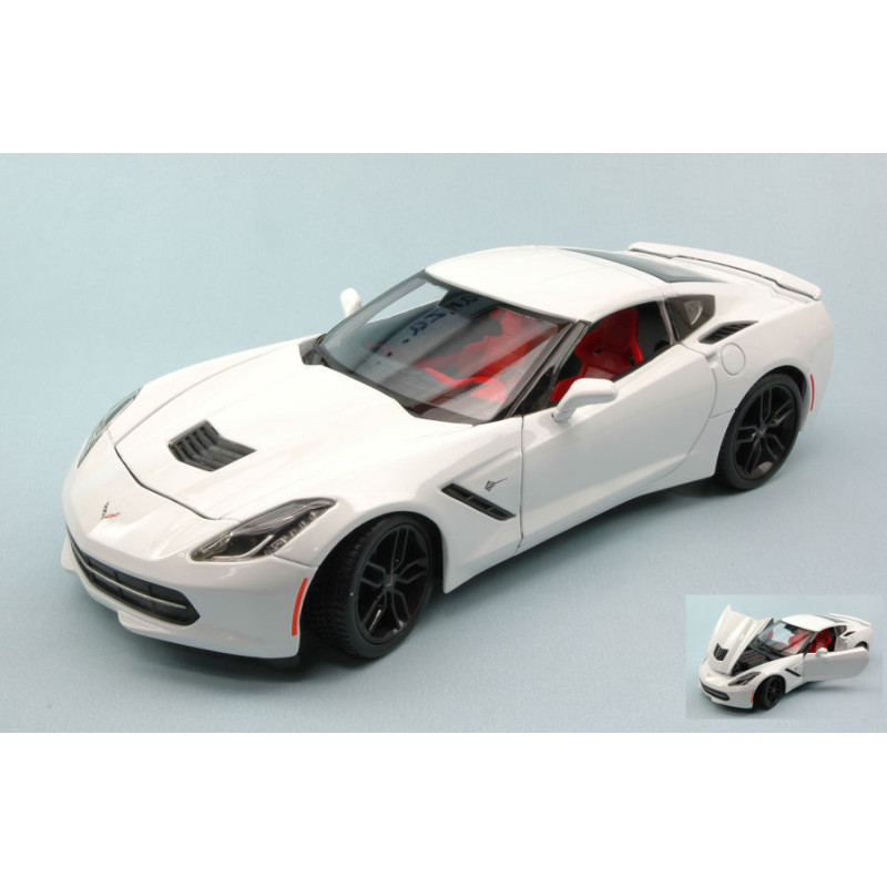 1:18 Maisto Corvette Stingray Z51 2014 Bianco