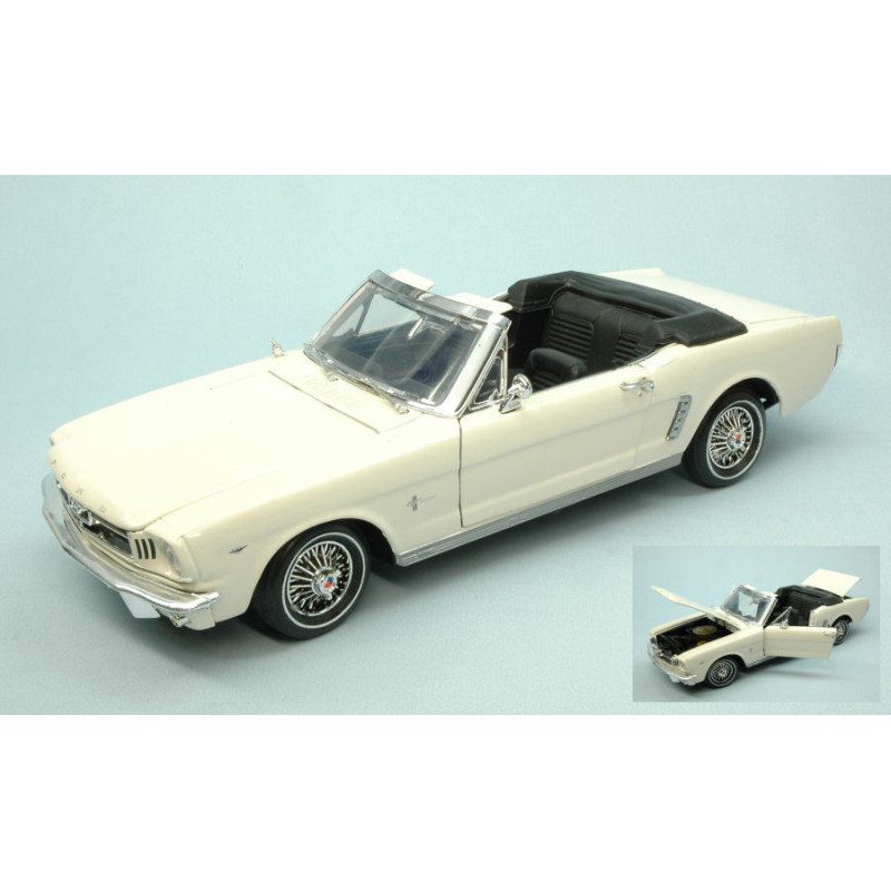 1:18 Motormax Ford Mustang Open 1964 Crema