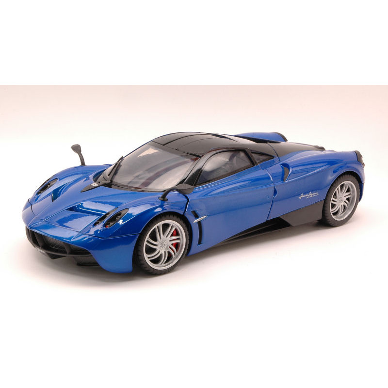 1:18 Motormax Pagani Huayra 2012 Blu