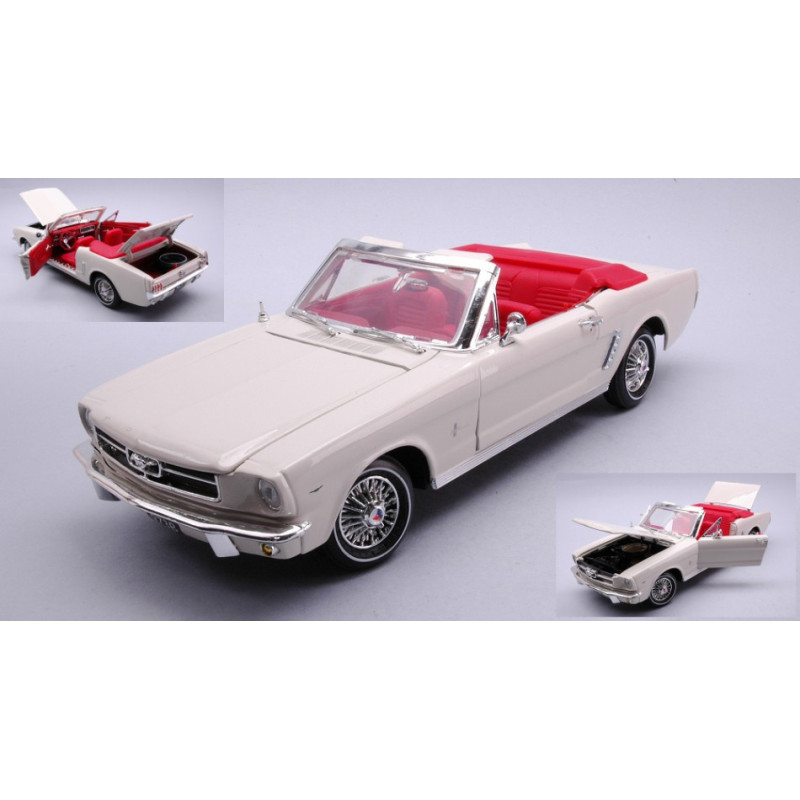 1:18 Motormax Ford Mustang Convertible James Bond Oroifinger Creme/bianco