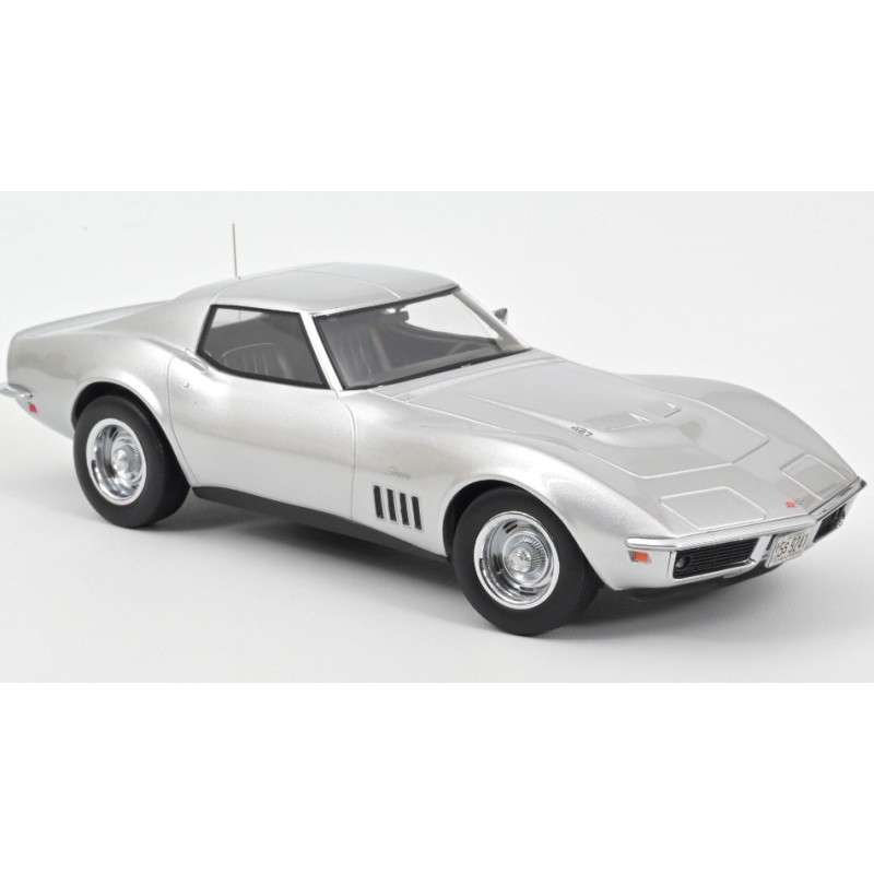 1:18 Norev Chevrolet Corvette Coupe' 1969 Argento