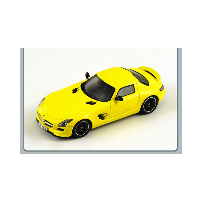 1:43 Spark Mercedes SLS AMG E cell 2010 Giallo