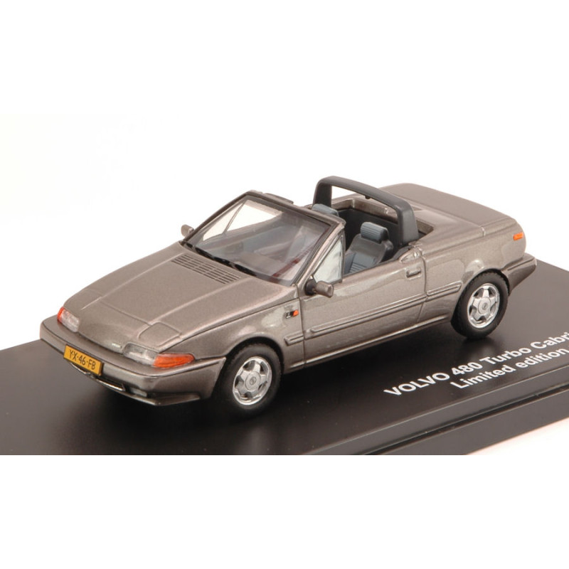 1:43 Triple 9 Volvo 480 Turbo Cabriolet 1990 GUN Grigio