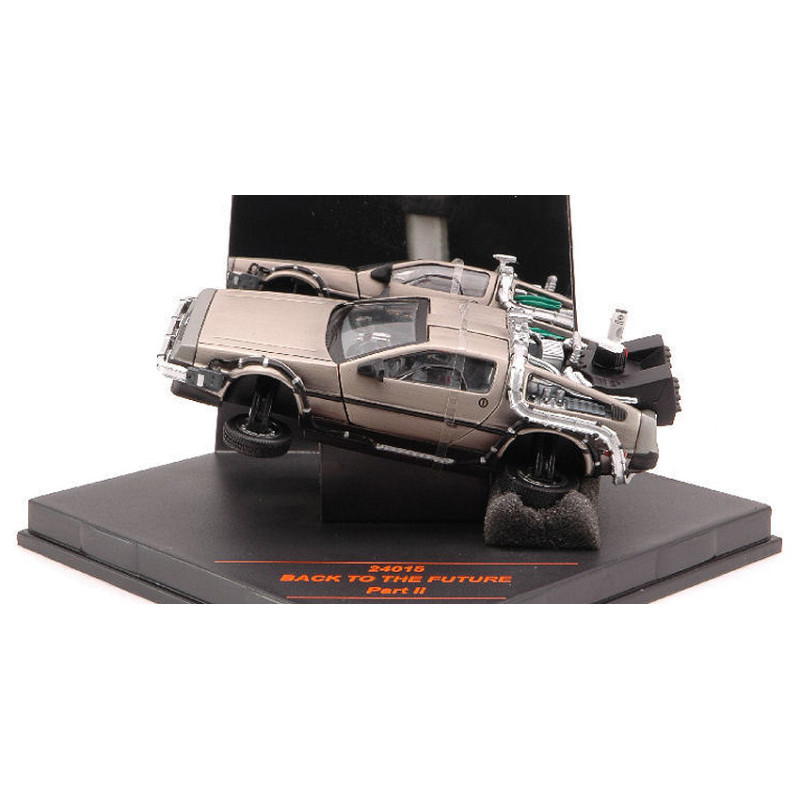 1:43 Vitesse DE Lorean Back TO THE Future 2 Time Machine Flying Version