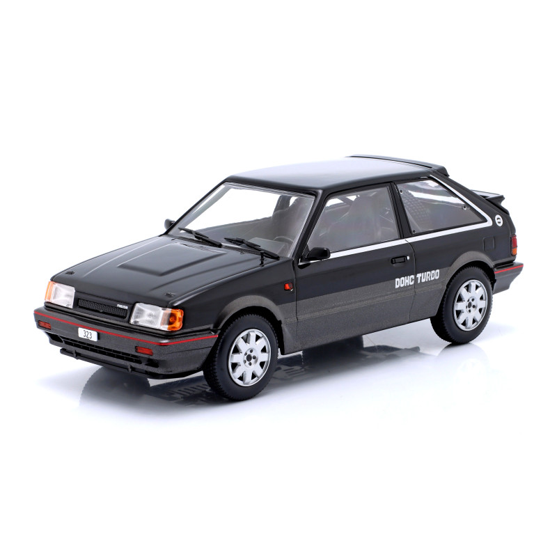 1:24 Whitebox Mazda 323 4WD Turbo Nero/metallizzato Grigio Scuro