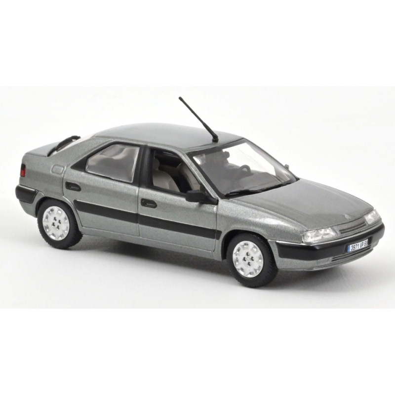 1:43 Norev Citroen Xantia 1993 Gabion Grigio