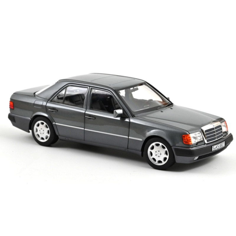 1:18 Norev Mercedes 500 E 1990 Metallizzato Pearl Grigio