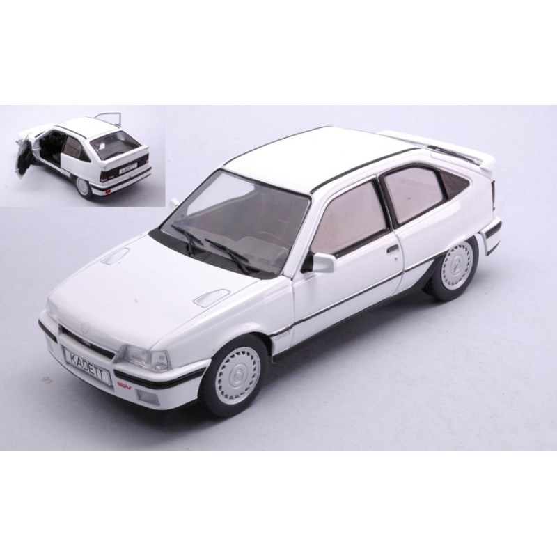 1:24 Whitebox Opel Kadett E GSI 1985 Bianco