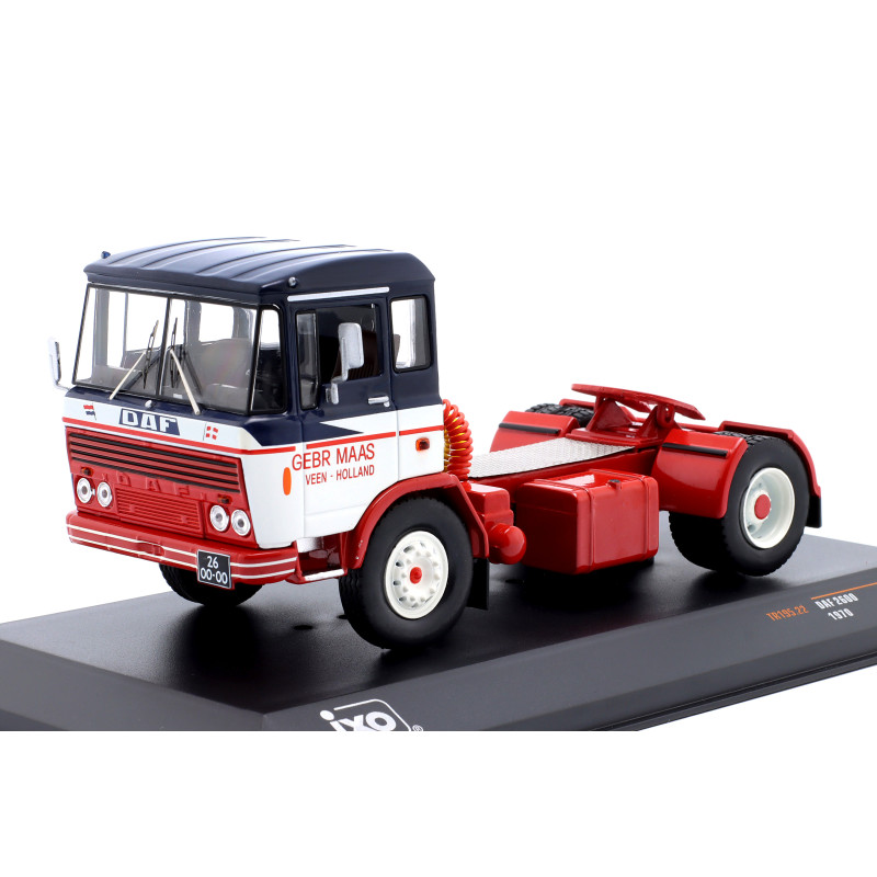 1:43 Ixo Model DAF 2600 1970 Blu/bianco