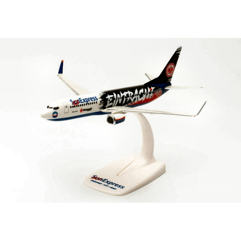 1:200 Herpa Boeing 737 800 SUN Express Eintrachy Frankfurt SGE